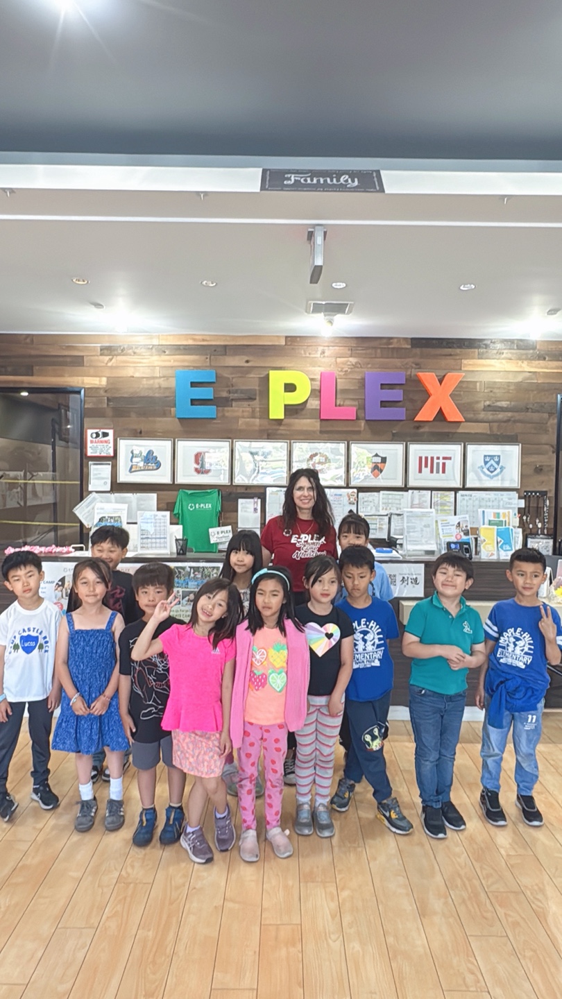 E-Plex DB Graduation Day: 1A